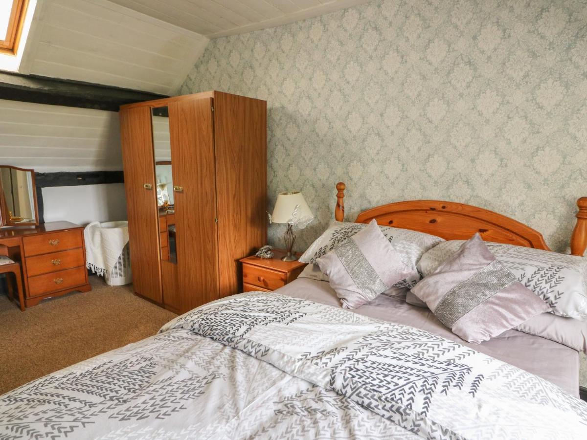Caerau Farm House Llanidloes Dış mekan fotoğraf